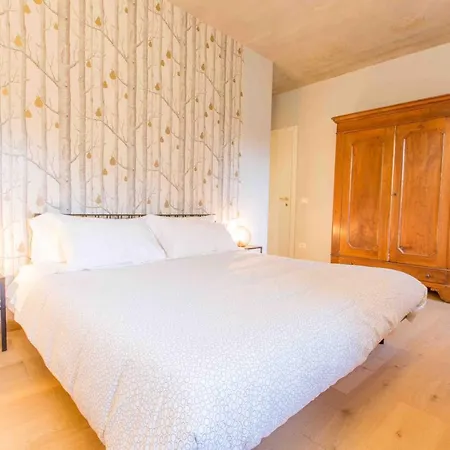Appartement Ca Corte Nova Design With Canal View Venetië